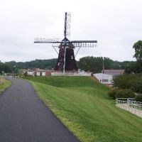 De Immigrant Windmill, Fulton, Whiteside County, Illinois, Олбани