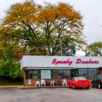 Spunky Dunkers Donuts, Палатин