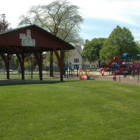 Forest Park, IL - The Pavilion and Playground, Ривер Форест