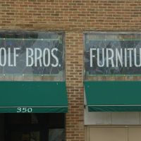 Forest Park, IL - Wolf Bros. Furniture (original site), Ривер Форест