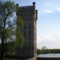 The Hoefmann Tower, Риверсид