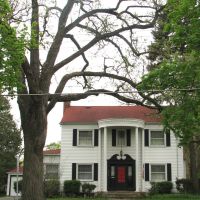 My favorite house on Prairie St. in St. Charles IL, Сант-Чарльз