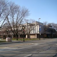 "Public Library"@ Oakton & Laramie: Downtown Skokie, Скоки