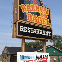 Barnum & Bagel Restaurant - closed, Скоки