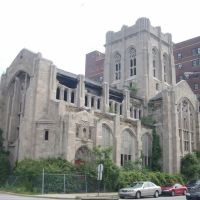 City Methodist Church. Abandoned since 1975, Гари