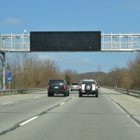 Electronic Sign on Interstate 64, Westbound, Нью-Олбани