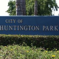 Huntington Park City Sign, Белл