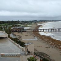 Ventura CA: Beach, Pier, Flood Debris, February 2005, Вентура
