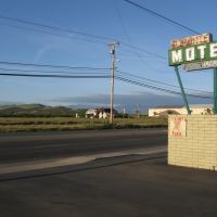 Dinuba motel, Динуба