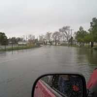 Driving the car thru the flooded Olivera Road, Конкорд