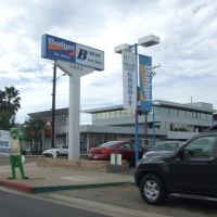 Budget Rent a Car/BMAC Auto Sales, Коста-Меса