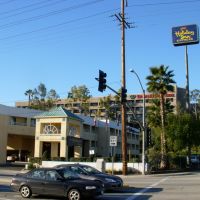 Holiday Inn Express in LA., Монтебелло