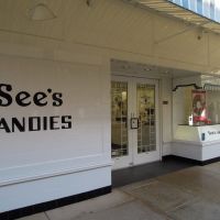 Sees CANDIES, Stanford Shopping Center, Пало-Альто