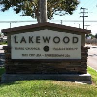 Lakewood City Sign, Парамоунт