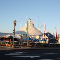 circus in city, Редвуд-Сити