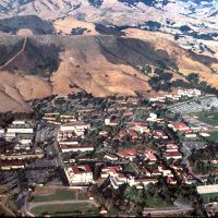 Cal Poly aerial, 1980, Сан-Луис-Обиспо