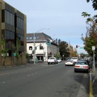 Mendocino Avenue, Santa Rosa (looking NW), Санта-Роза