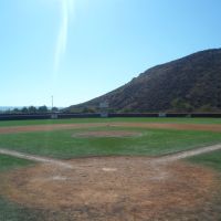 Lakeside Baseball Field, Санти