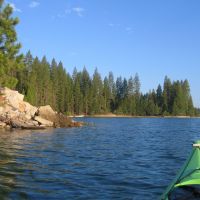 Bass Lake with Kayak, Саут-Виттьер