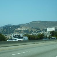 Driving down Highway 101 into San Francisco, Саут-Сан-Франциско