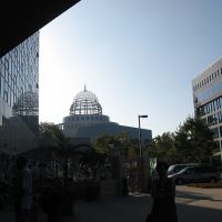 In Los Angeles reminded of Hiroshima/Nagasaki Monument, Серритос