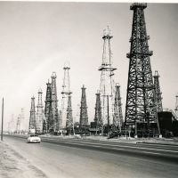 California Oil Wells, 1955, Хантингтон-Бич