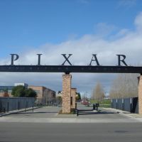 Entrance Pixar Animation Studios, Эмеривилл
