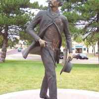 Statue of Wyatt Earp, Dodge City, Kansas, Додж-Сити