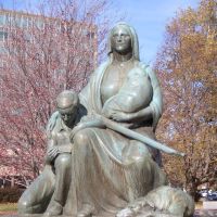 Pioneer Woman, bronze of woman holding baby and gun with boy,Kansas State Capitol,Topeka,KS, Топика