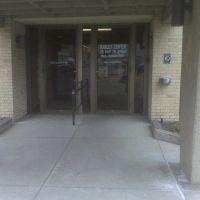 Front Entrance, Хэйс