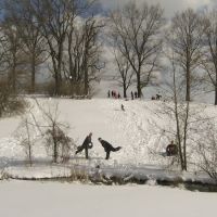 Seneca Golf Course after a snowfall, Стратмур-Гарденс