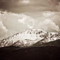Pikes Peak on a Cloudy Day!, Вудленд-Парк