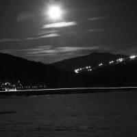 Full Moon Over Frozen Lake Dillon (with Keystone at night), Диллон