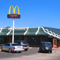 McDonalds in Silverthorne, Colorado (Summer -- 73° F / 22.7°C), Диллон