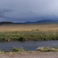 South Platte River east of Spinney Mountain Reservoir, Коммерц-Сити