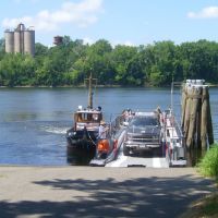 Connecticut River Ferry, Роки-Хилл