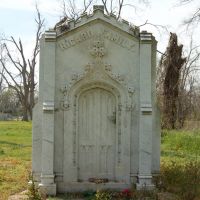 Ricard Tomb - Bayou Goula, LA, Карвилл