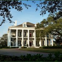 Dunleith Mansion in Natchez -1856 - Yes, you can stay the night (about $180), Клейтон
