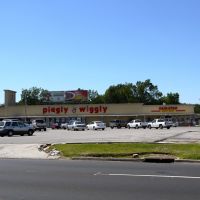 Dustys view of Piggly Wiggly, Лафайетт