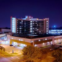 Lafayette General Medical Center at Night, Лафайетт