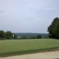 Wincester country club w/ view of Upper Mystic Lake, Арлингтон
