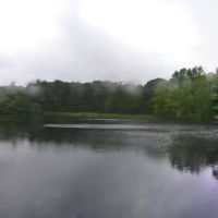 Monotomy Rocks  Pond, Арлингтон