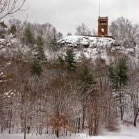 poets seat tower in winter from beacon field, Гринфилд