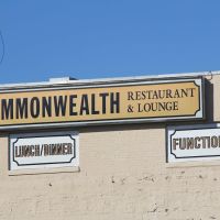 Commonwealth Restaurant & Lounge Sign (Quincy MA), Куинси