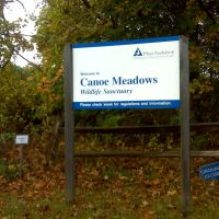 signage – Canoe Meadows Wildlife Sanctuary, Питтсфилд
