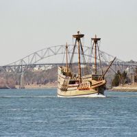 Mayflower passing through Cape Cod Canal, Сагамор