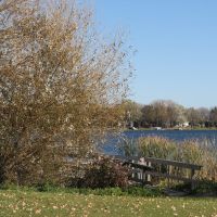 Oct 2010 - Plymouth, Minnesota. Fall in West Medicine Lake Park., Медисин-Лейк