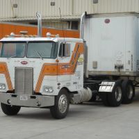 cabover at brookhaven MS walmart, Бассфилд