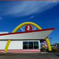 McDonald, a part of glorious american history! Around mid 1950s. in Cleveland, MS, Боил