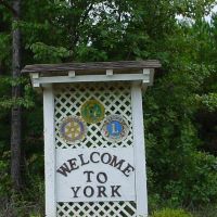 Welcome to York, Alabama, Вест Поинт